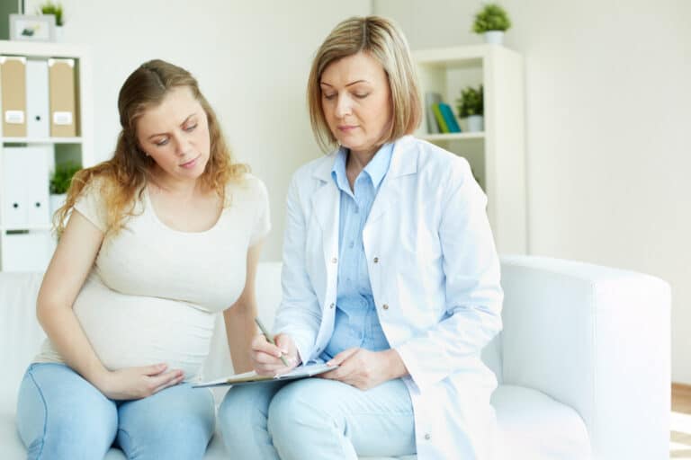 O Que Levar nas Consultas de Pré-natal: Dicas Práticas Para Gestantes